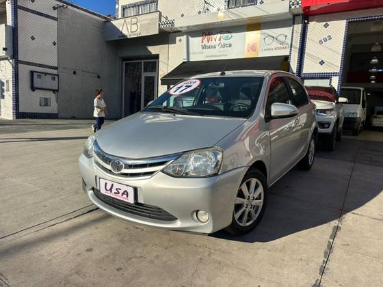 TOYOTA ETIOS 1.5 XLS 16V FLEX 4P AUTOMÁTICO TOYOTA ETIOS 1.5 XLS 16V FLEX 4P AUTOMÁTICO